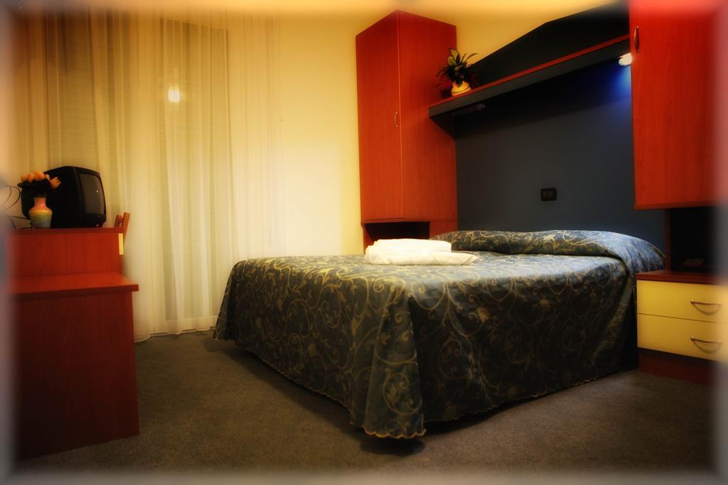 Derby S Hotel